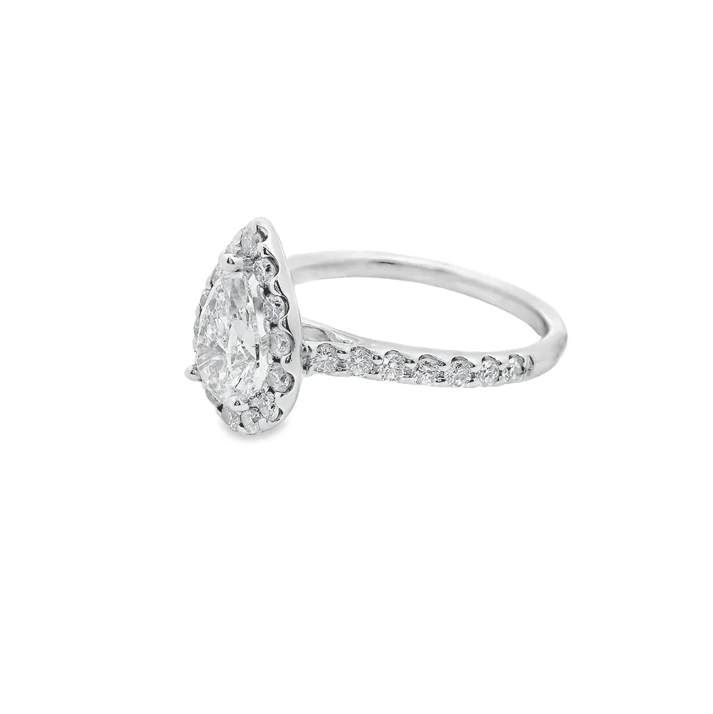 1 ct Pear Cut Lab-Grown Diamond 18k Gold Modern Halo Engagement Ring