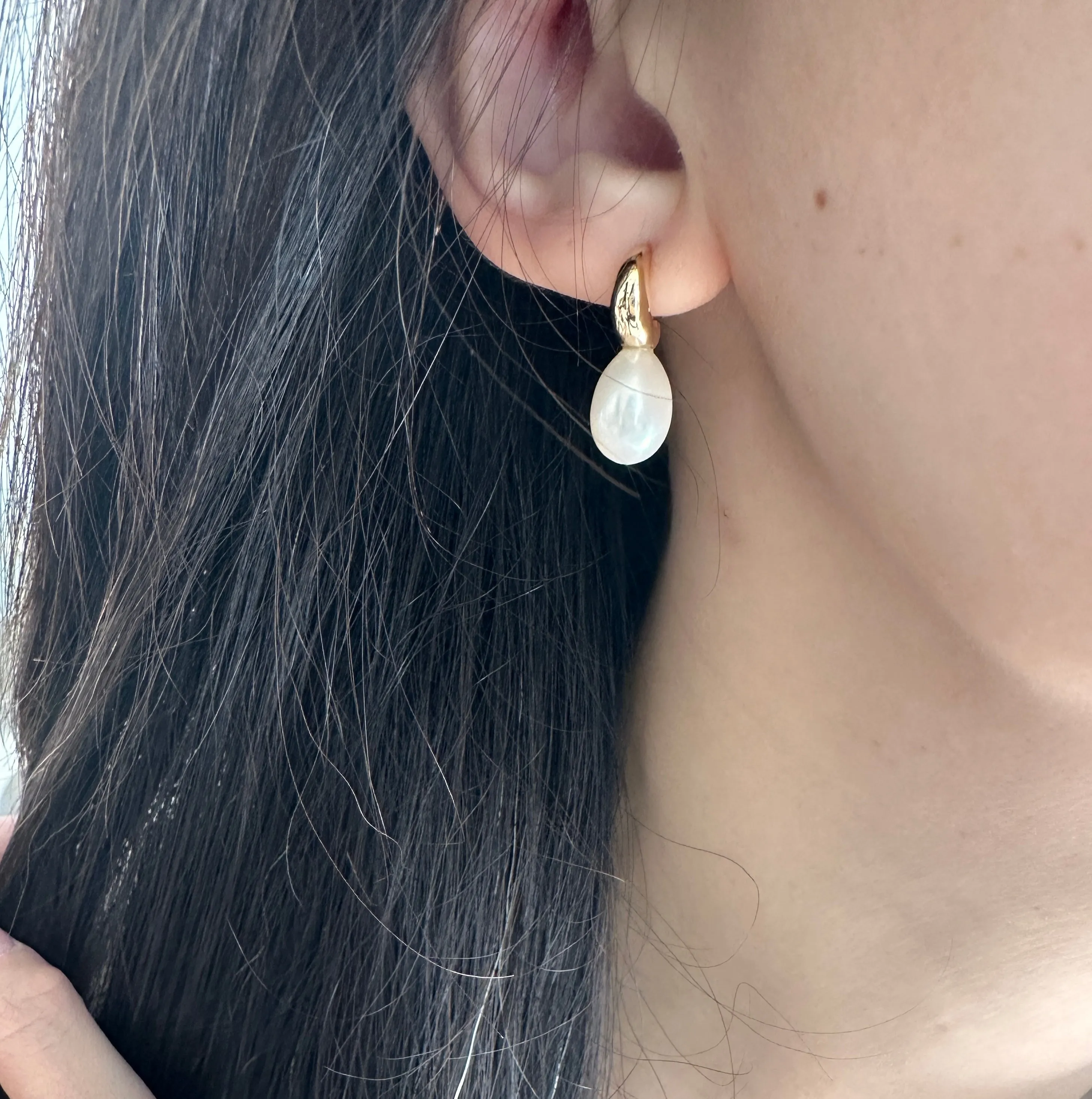 14k gold large drop freshwater pearl earrings