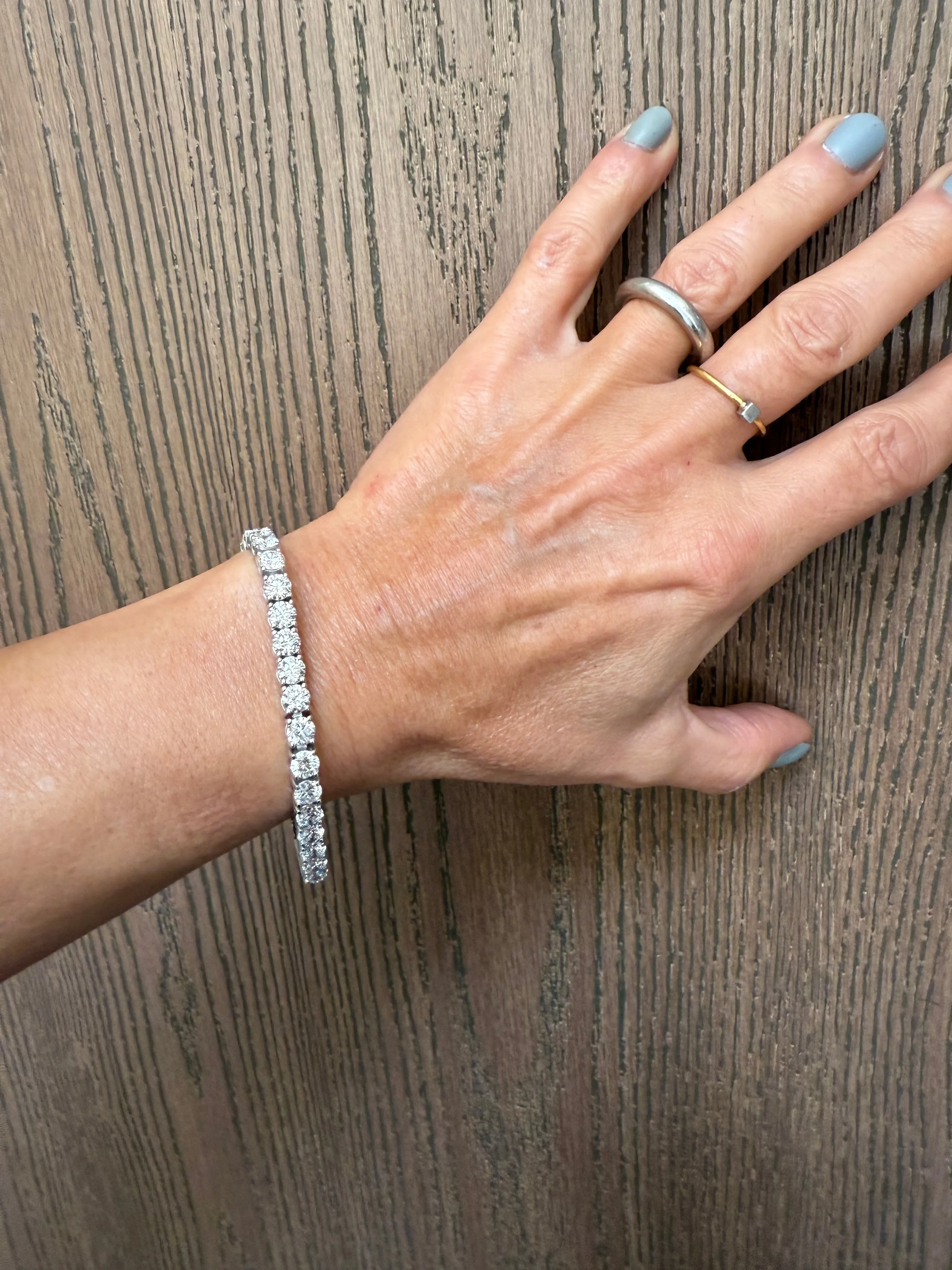 14K White Gold Tennis Bracelet with 16.0ct 5mm Lab-Grown Diamonds (E-F, VVS Clarity)