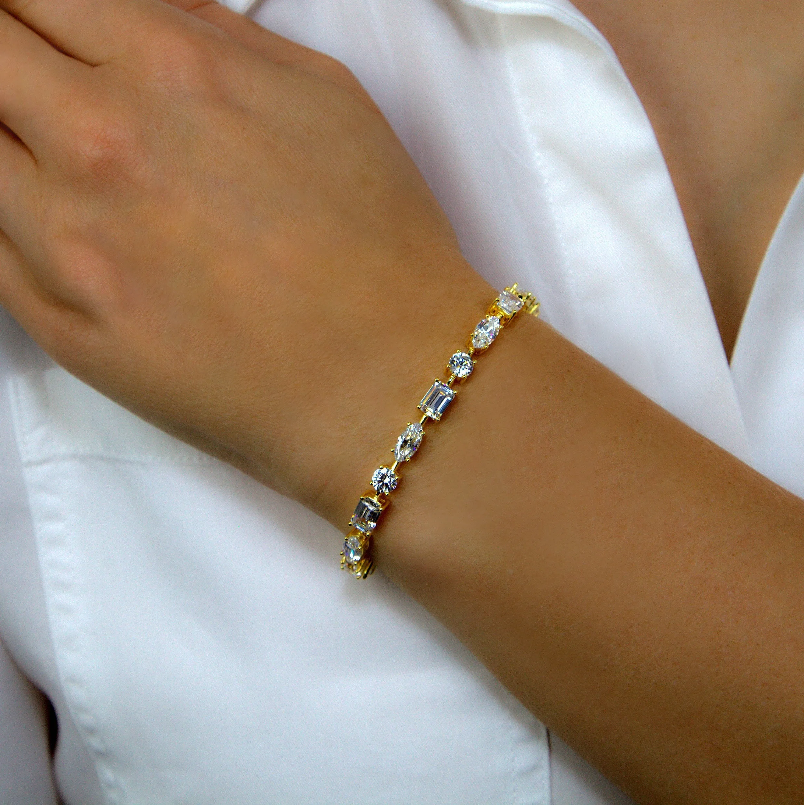16 Carat Diamond Crystalline Multishaped Bracelet