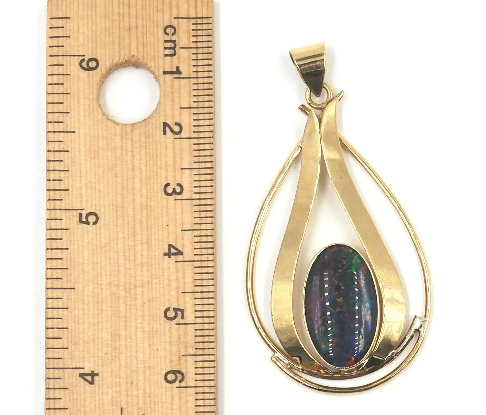 18ct Yellow Gold Opal Triplet Pendant