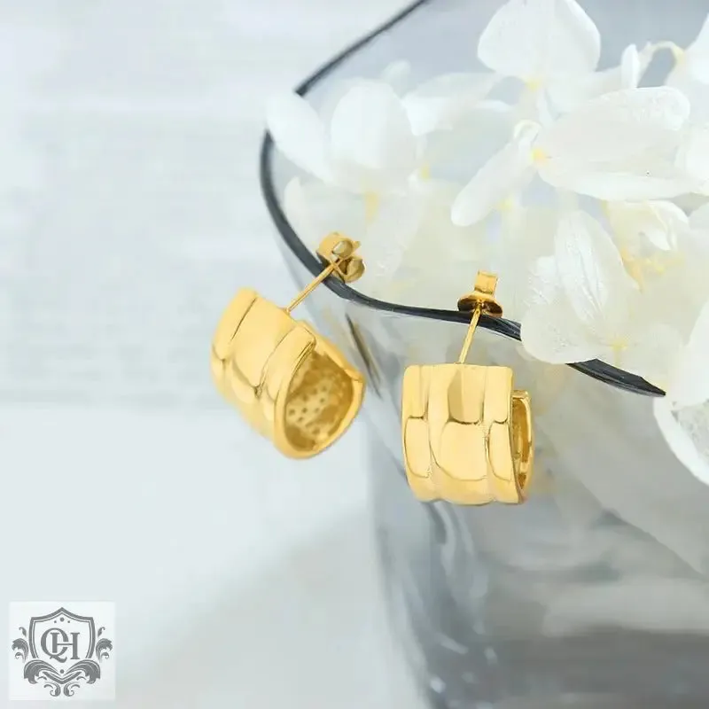 18K Gold Minimalist C Embossed Earrings