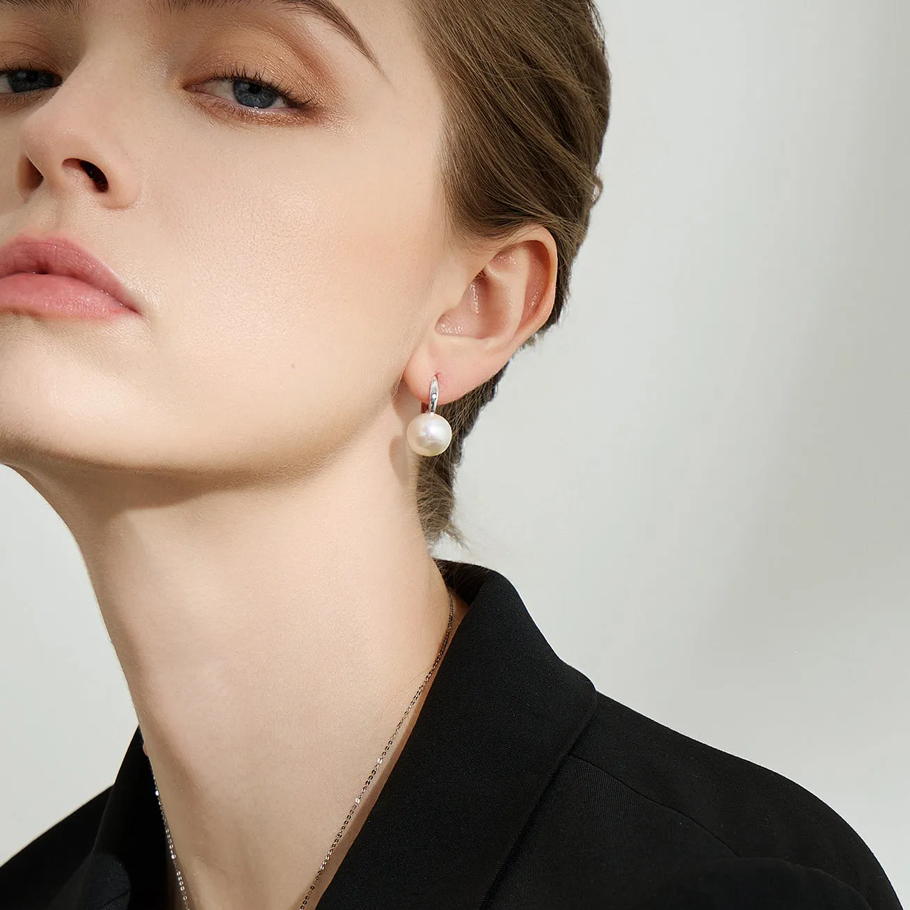18K Solid Gold Edison Pearl Earrings KE00188