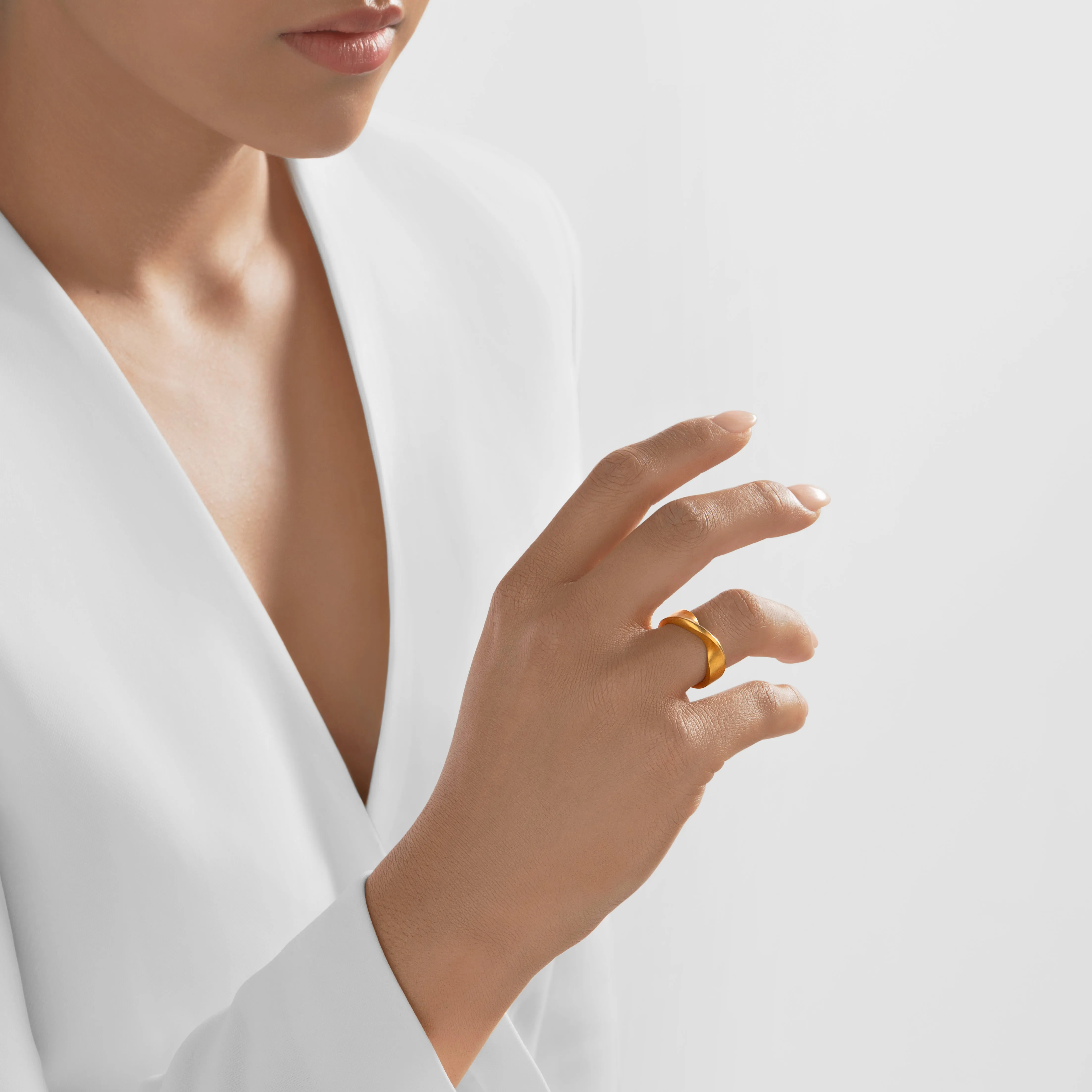 24Kt Gold Modern Tension Ring