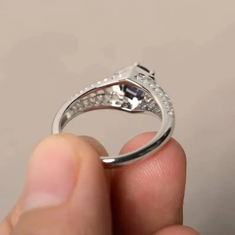 Alexandrite Round Cut Solitaire Ring - 925 Sterling Silver Ring