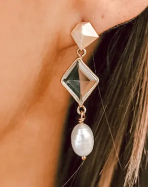 Asymmetrical Quartz & Pearl Earrings