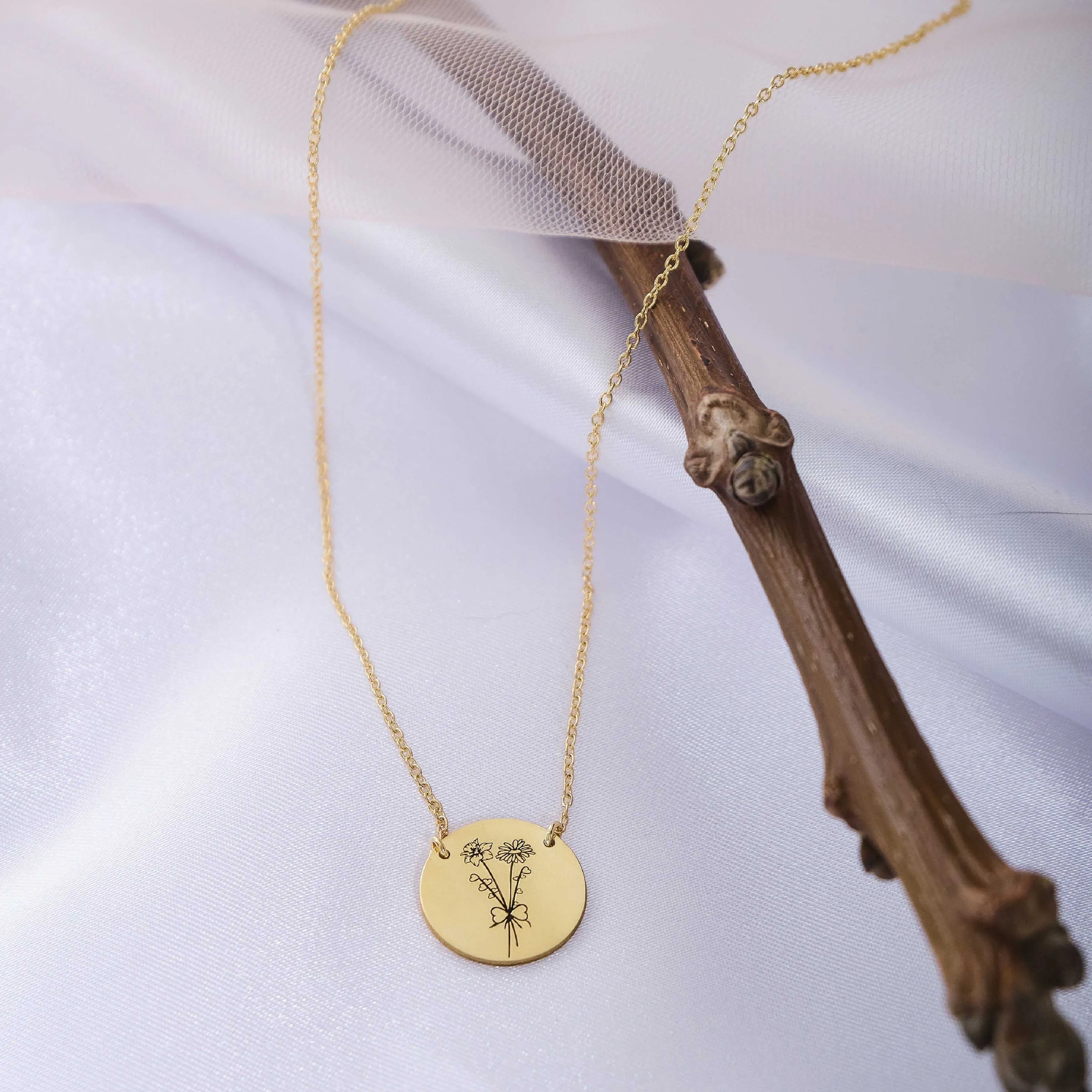 Birth Flower Necklace and Flower Name Necklace