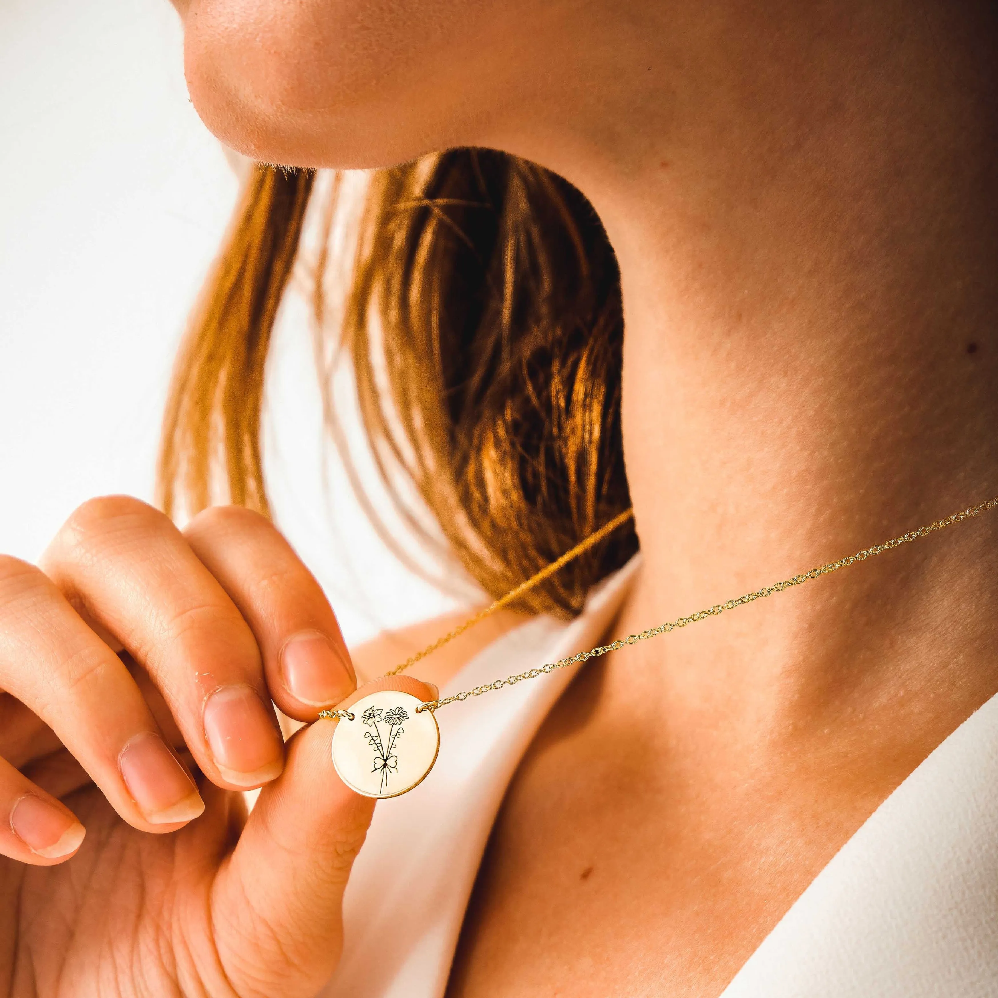 Birth Flower Necklace and Flower Name Necklace