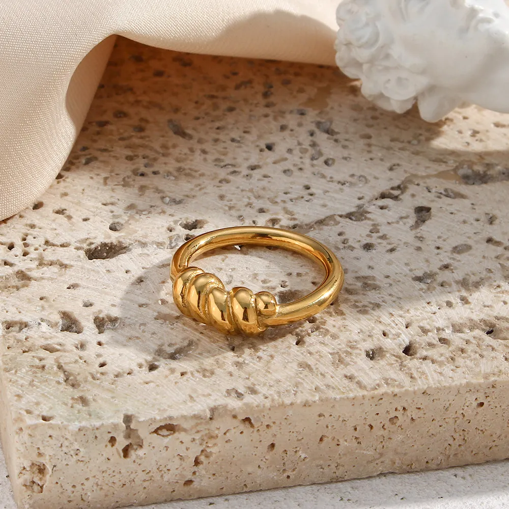 Croissant Ring