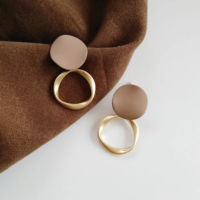 Elegant and beautiful lady earrings