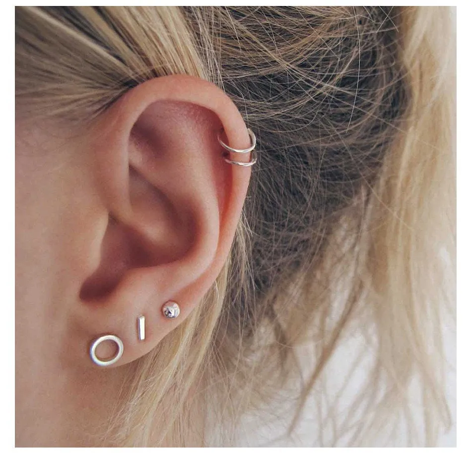ELEGANT GOLD BALL EARRINGS