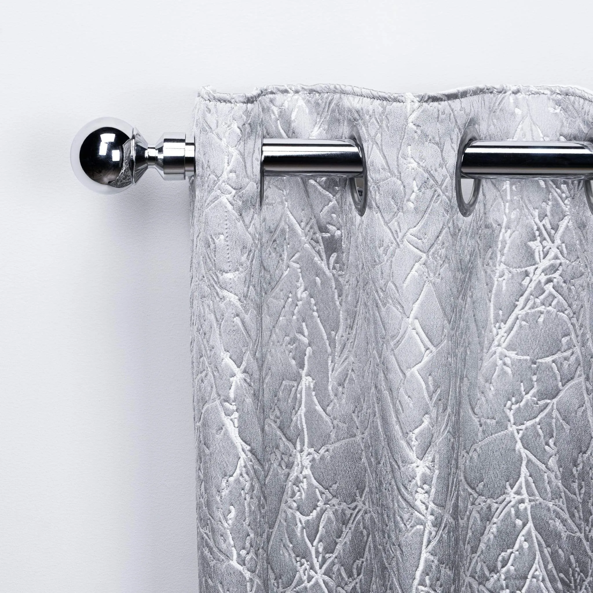 Extendable Chrome Curtain Pole With Ball Finial
