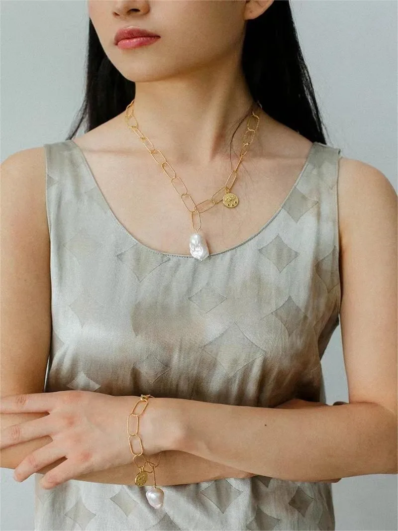 Metal Thick Chain Baroque Pearl Charm Bracelet