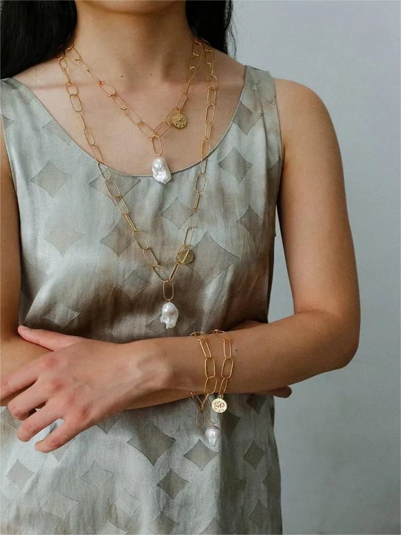 Metal Thick Chain Baroque Pearl Charm Bracelet