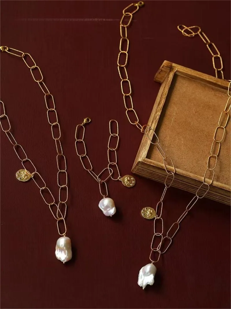 Metal Thick Chain Baroque Pearl Charm Bracelet