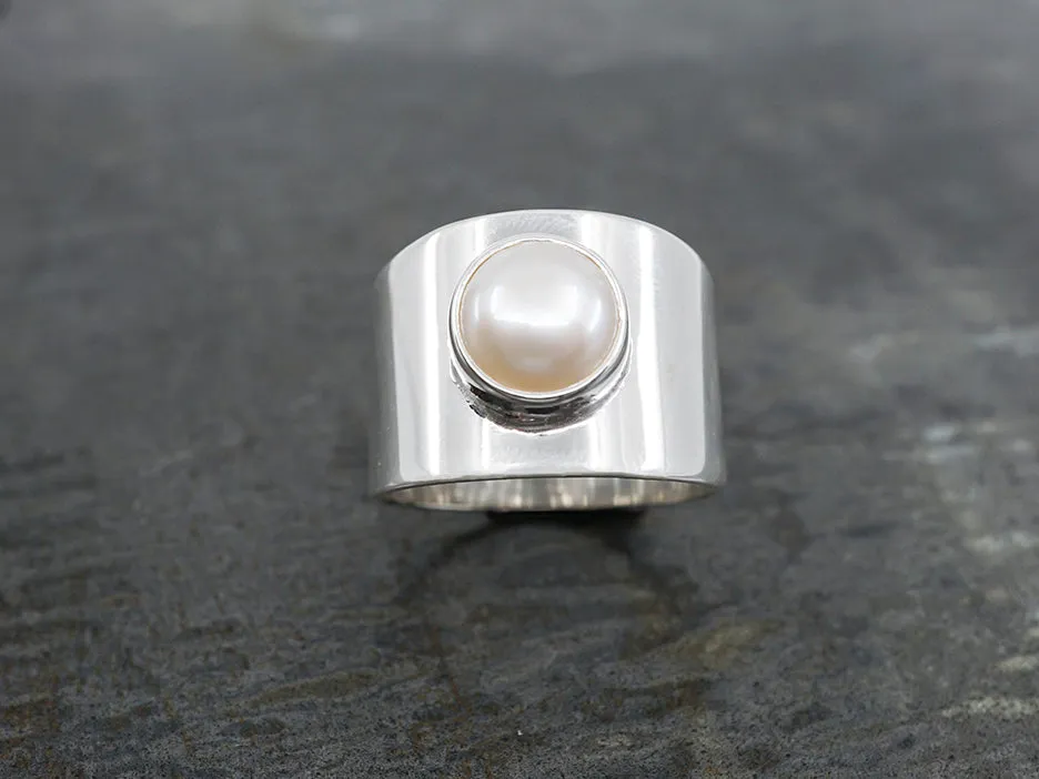 Modern Wide Band Pearl Ring