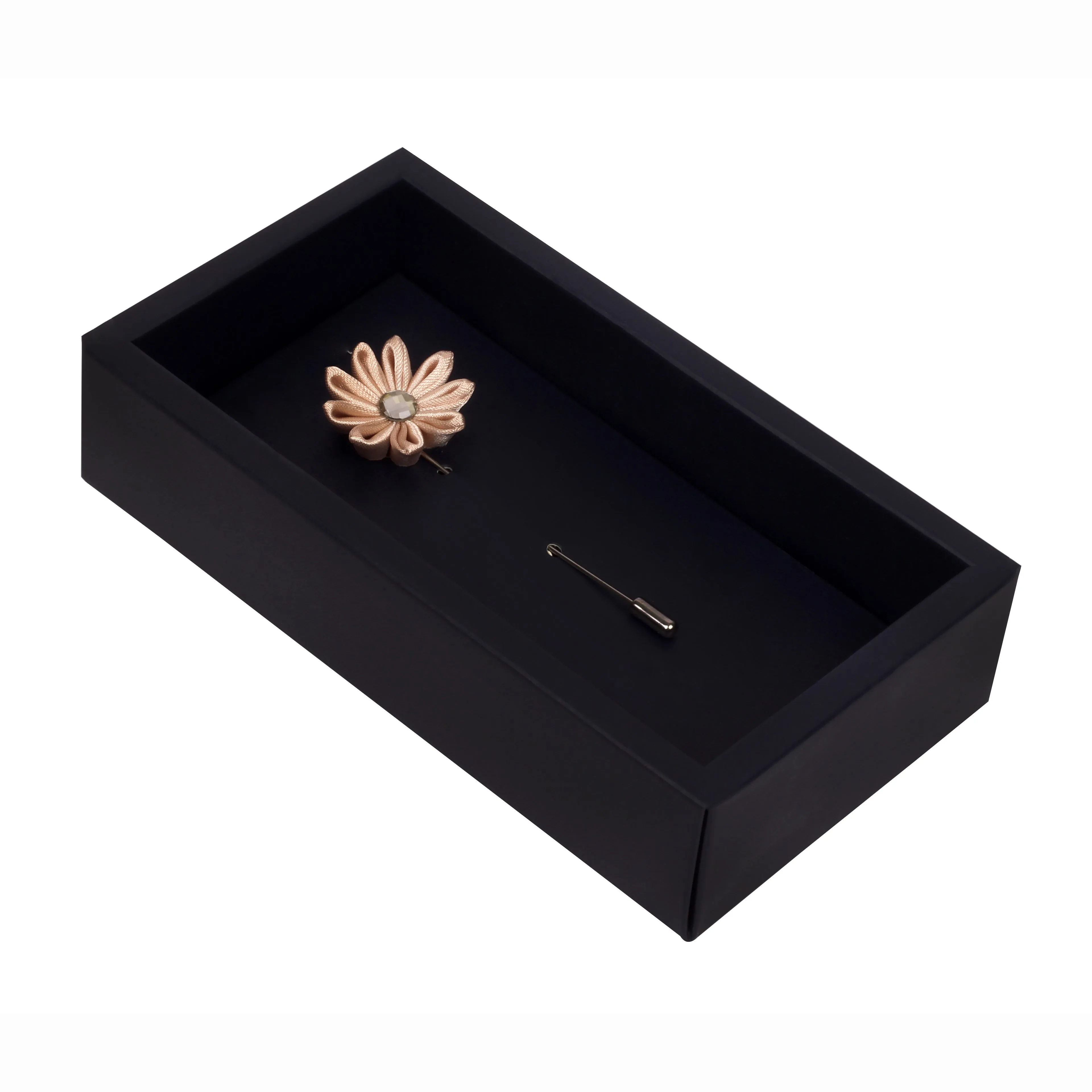 Peluche Glowing Petals Beige Brooch Lapel Pin