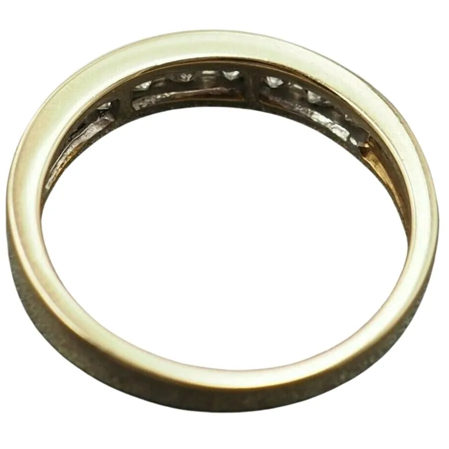 "Timeless Love: 10ct Gold Diamond Ring - Valentine's Special!"