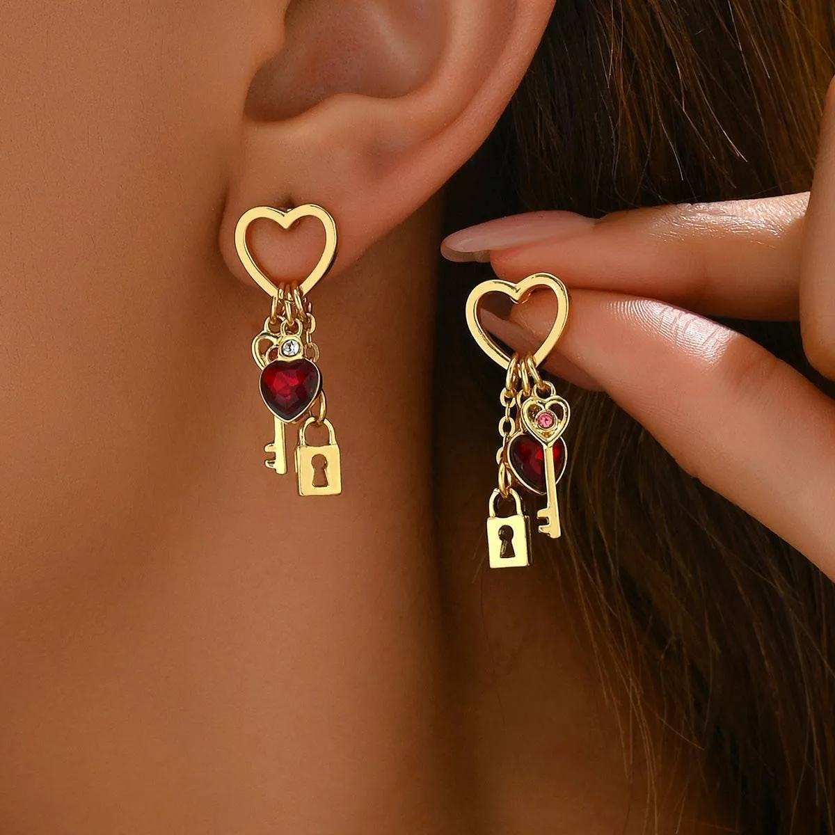 Romantic Love Key & Lock Earrings – Elegant Valentine's Day Jewelry