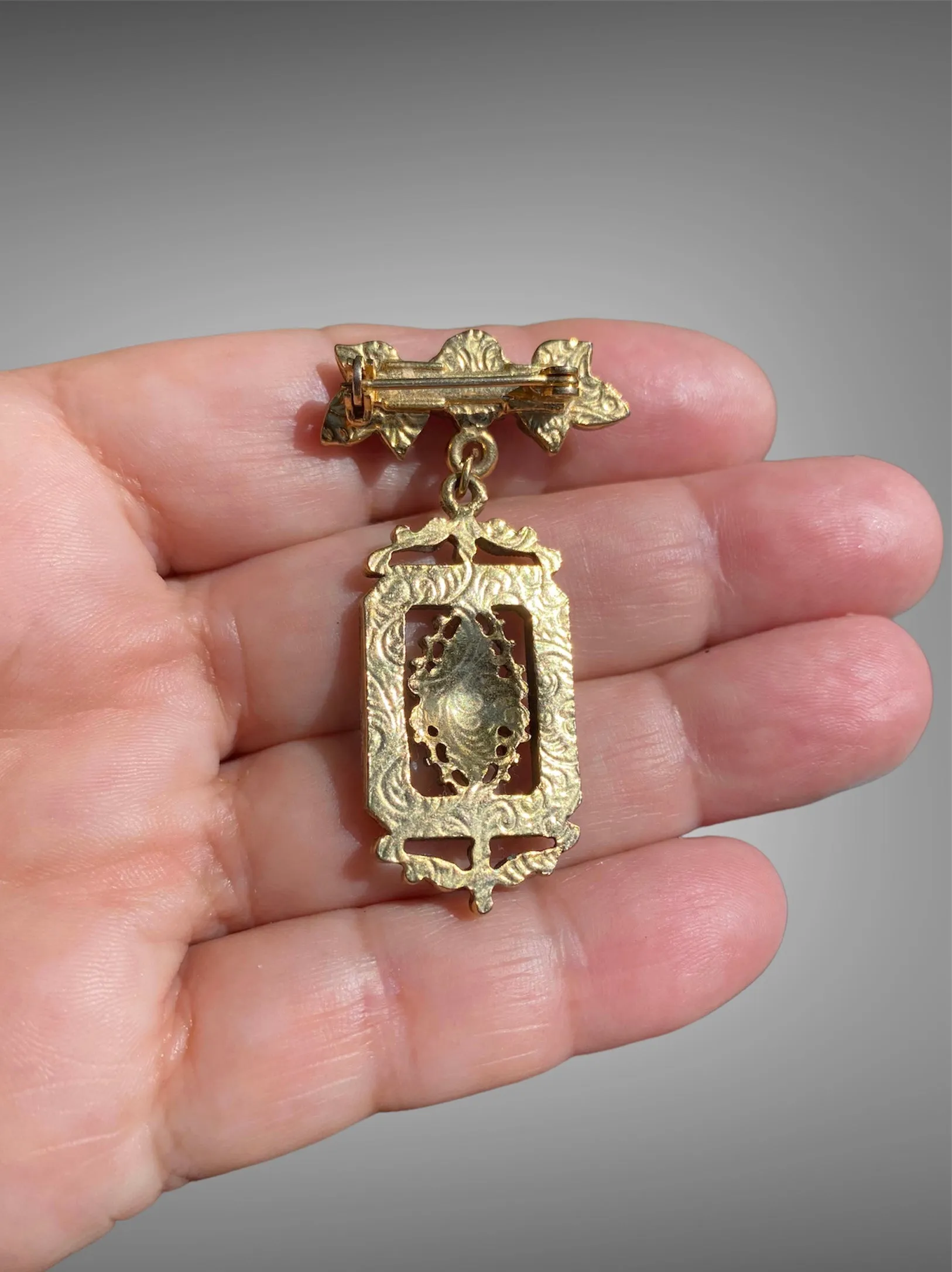 The Classic 1928 Jewellery Brooches made in the USA