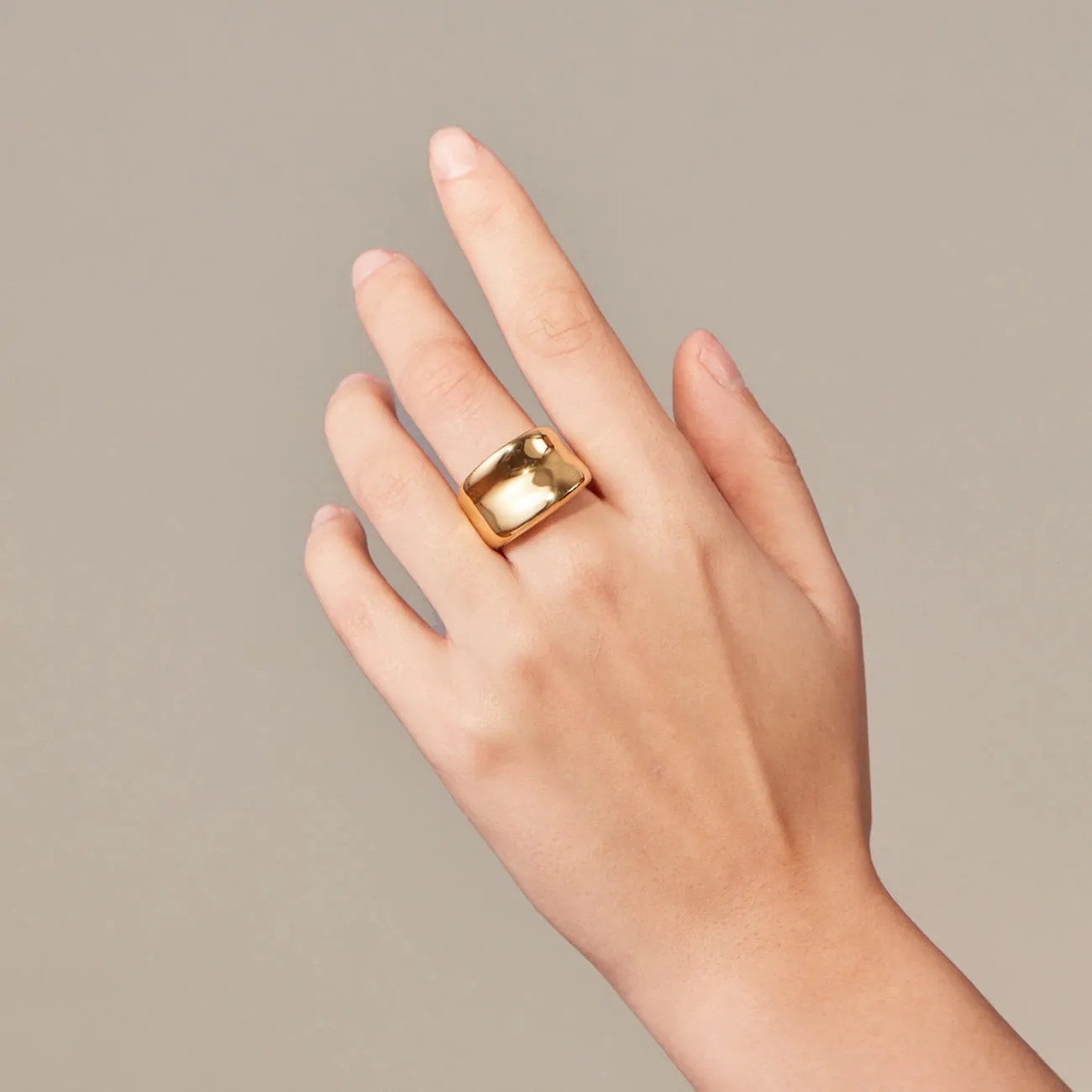 Viviana Ring (Gold)