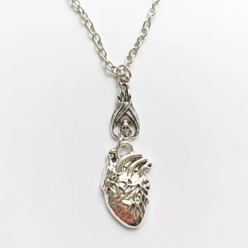 Wholesale Fashion Heart Shape Unique Bohemian Retro Creative Necklaces