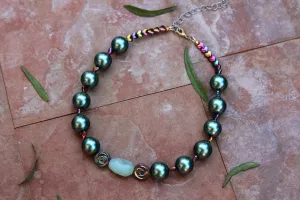 Women's Chalcedony gemstone & Mother of Pearl Necklace